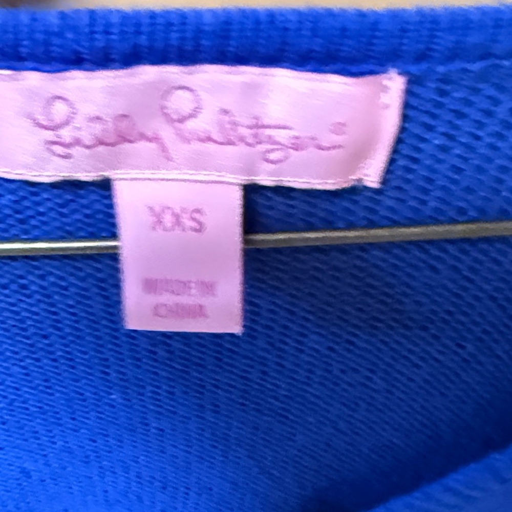 Lilly Pulitzer Women's V-Neck Sweater in Vibrant Blue - Picture 5 of 5